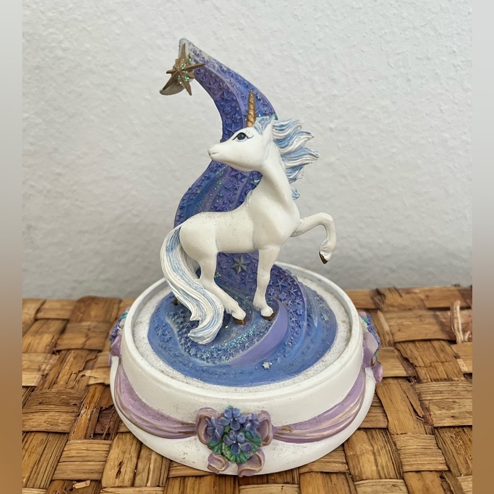 Vintage Franklin Mint "Unicorn of Wonder" by Steve Read